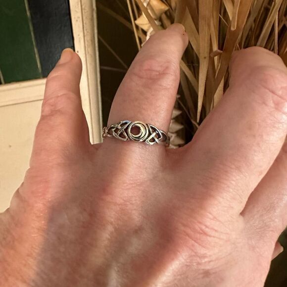 Sterling Silver Celtic Moon Ring Sizes 6,8,9 - Picture 1 of 7